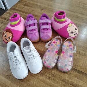 Little Girls Shoe Bundle Size 8/9 PUMA CARINA ADIDAS VI COURT WONDER KIDS COCOM